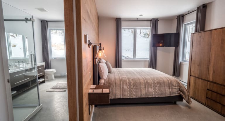 salle de bain chambre chalet lac taureau